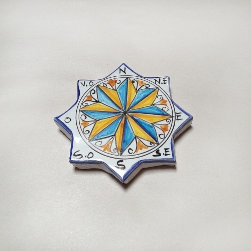 Small Star-shaped Compass Tile