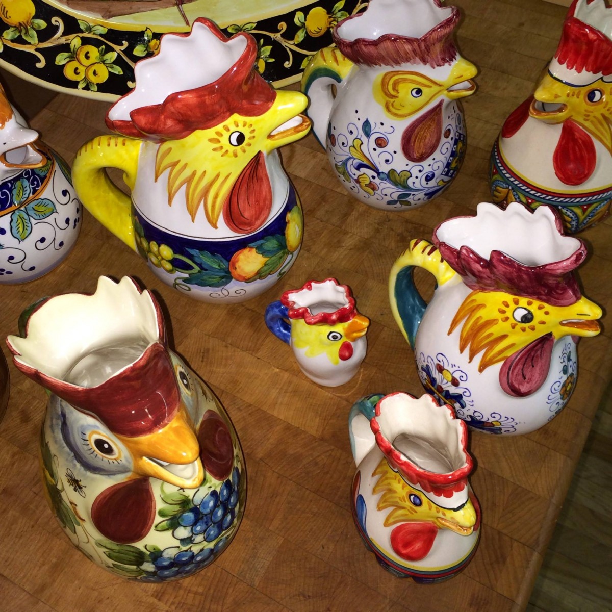 History of Roosters in Italian Ceramics - Italian Pottery Outlet