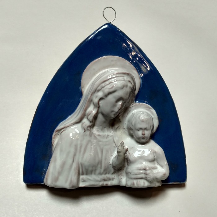 Ornato Triangular Della Robbia