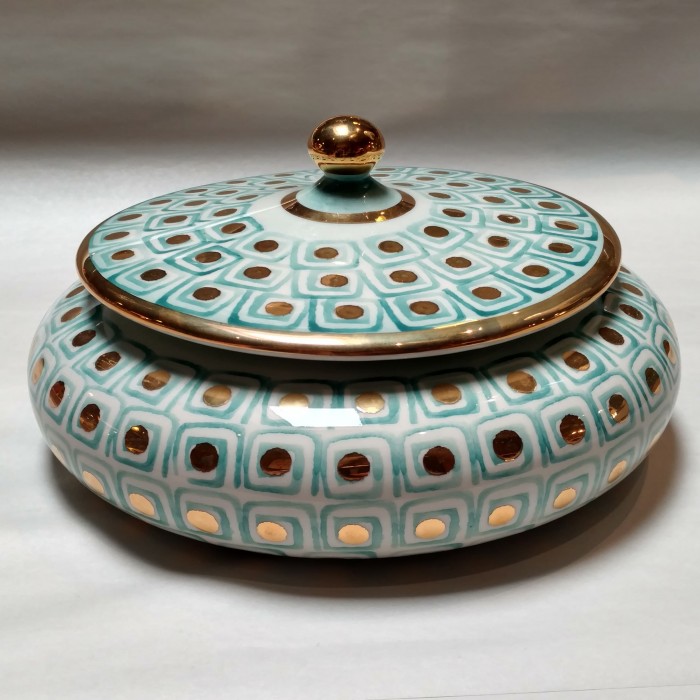 Labirinto Turchese Lidded Jar - Image 3