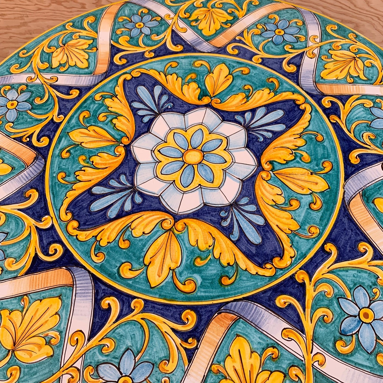 43" Italian Volcanic Stone Table Geometric Leaf Italian Pottery Outlet