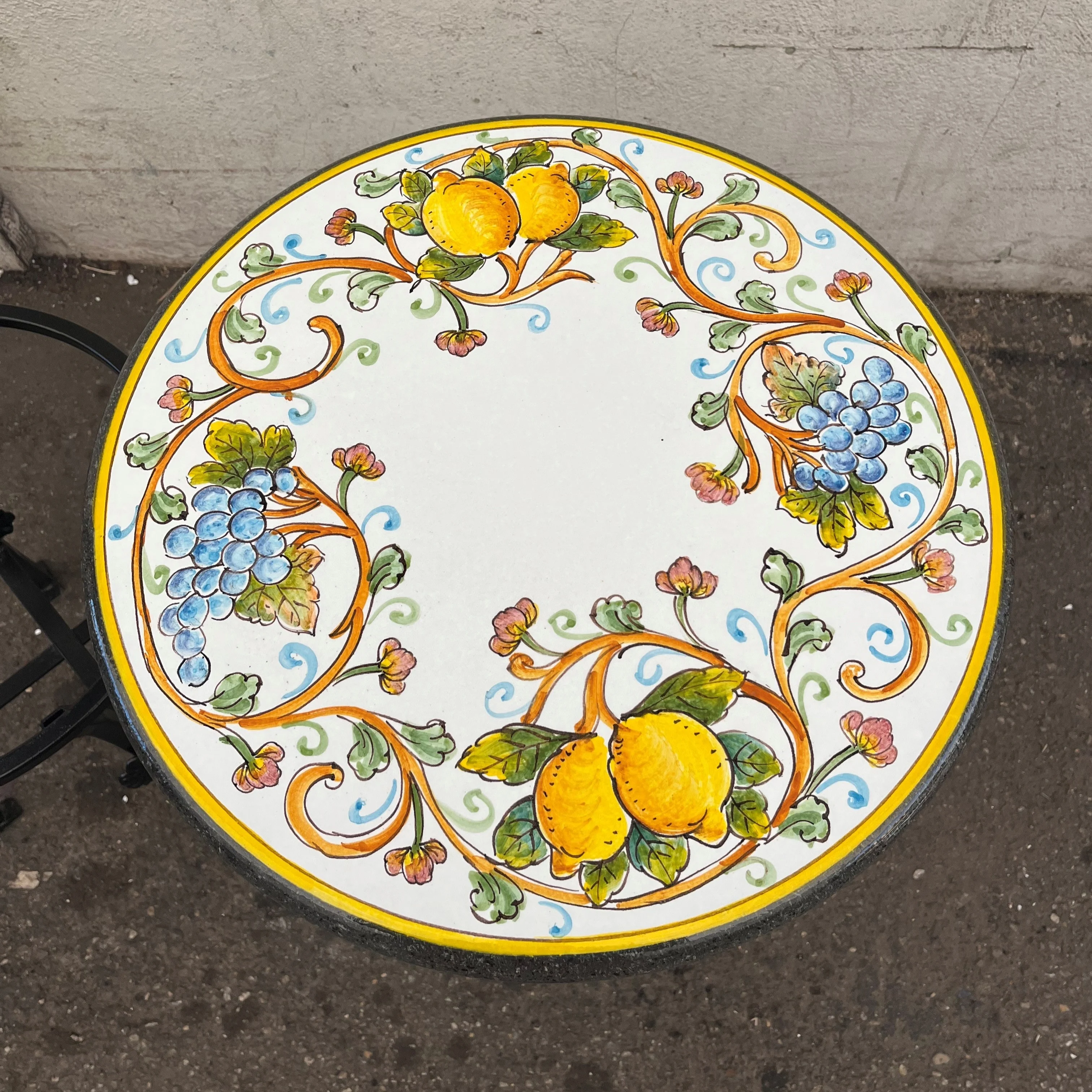 20'' Italian Volcanic Table - Grapes and Lemons