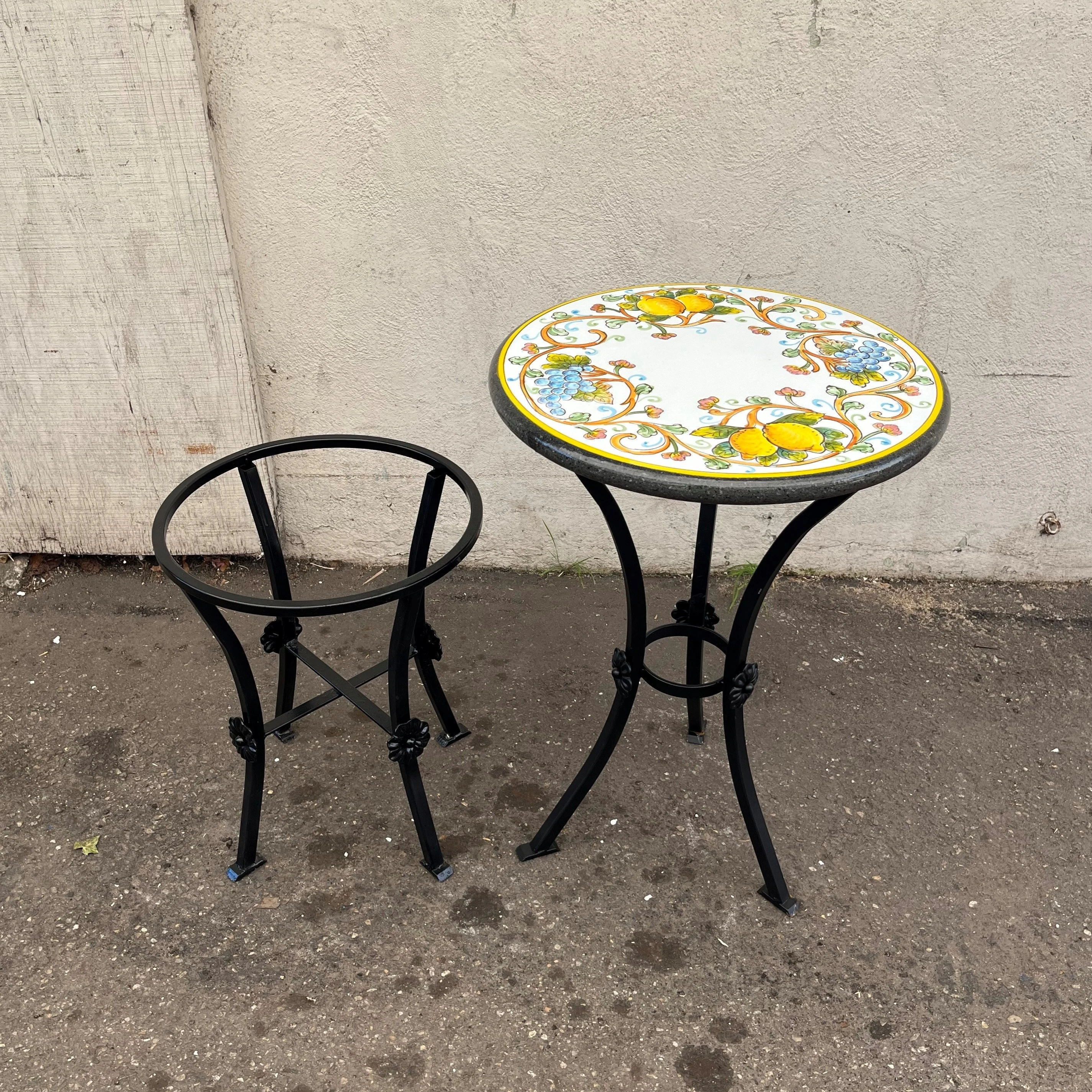 20'' Italian Volcanic Table - Grapes and Lemons - Image 2